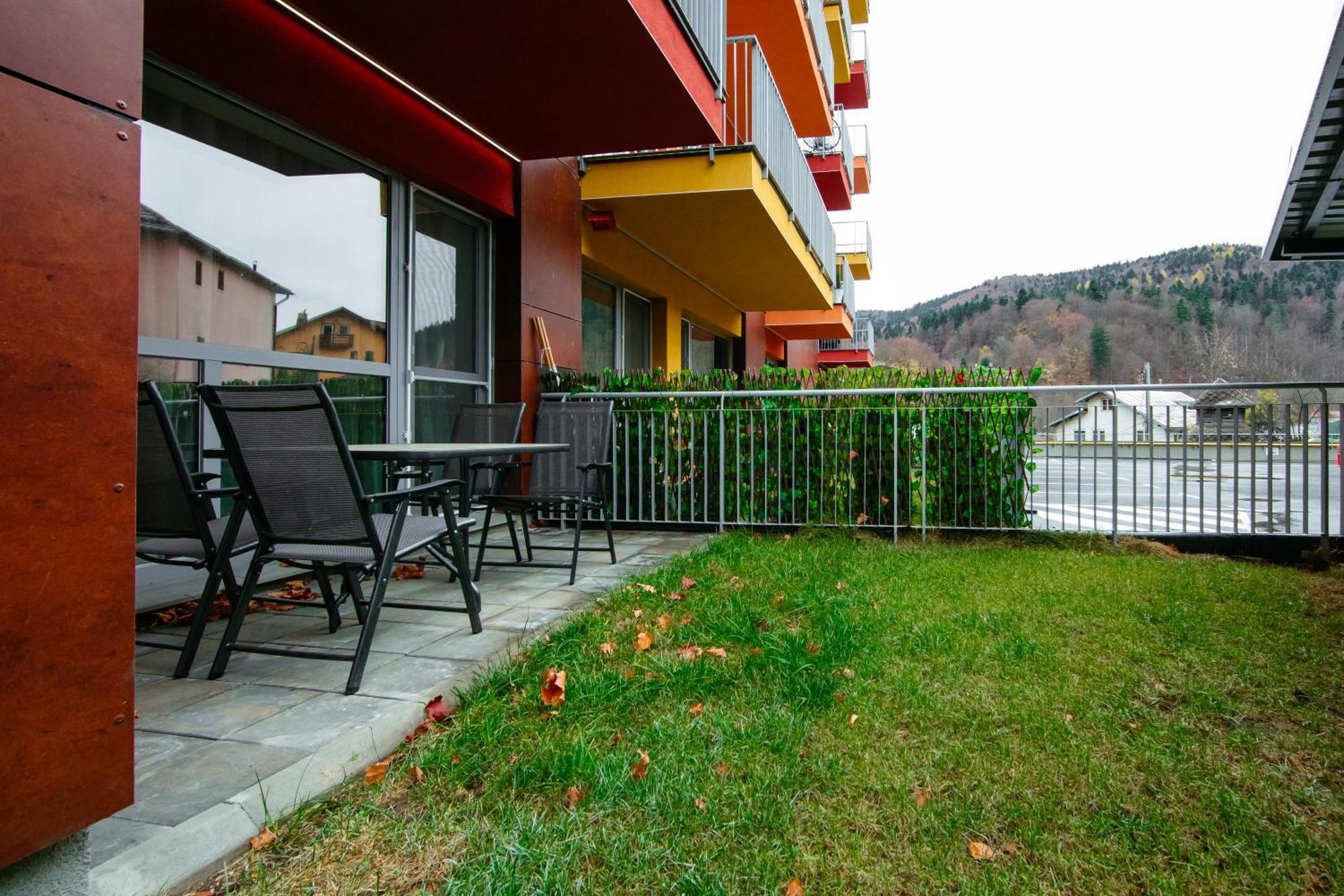 Apartament Mountain Retreat Sinaia Zewnętrze zdjęcie
